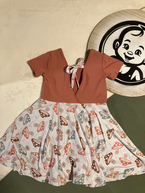 Robe Évolutive Princesse-Champignons